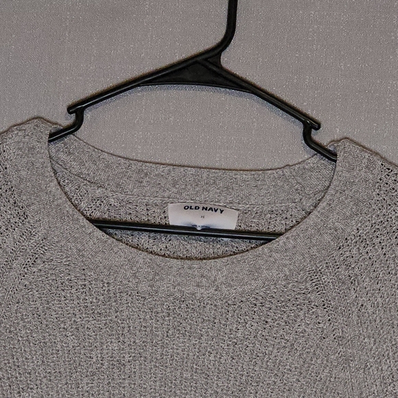 old navy sweater size medium color grey - Picture 3 of 5